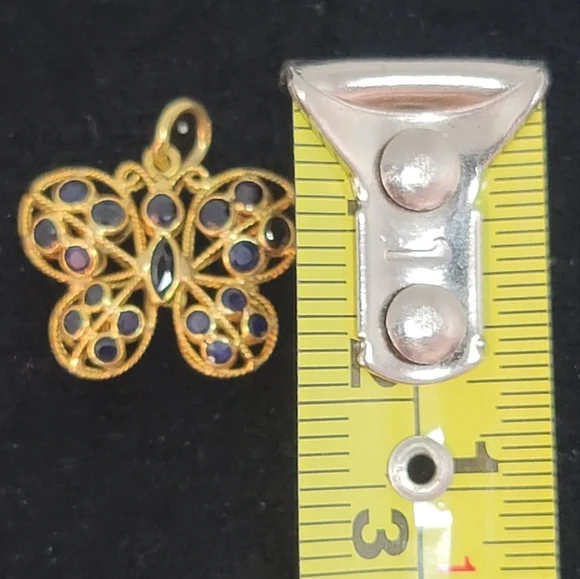 18k Sapphire Pendant Charm